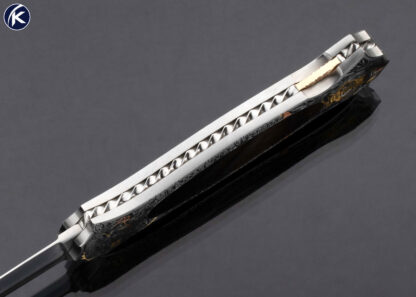 Joe Kious Custom Knife Black Lip Tahitian Pearl Shell Interframe Lockback Engraved by C.J. Cai - Image 6