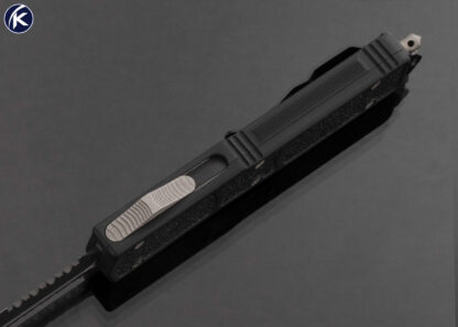 Microtech Custom Knife OTF Red Satin Makora 01/2006 - Image 3